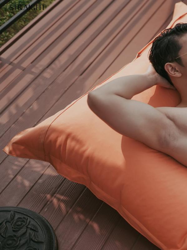 STRAIGHT-04--MOS--EbookVideo-