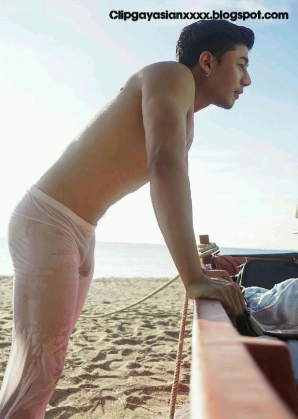 STRAIGHT-NO.05--FORD