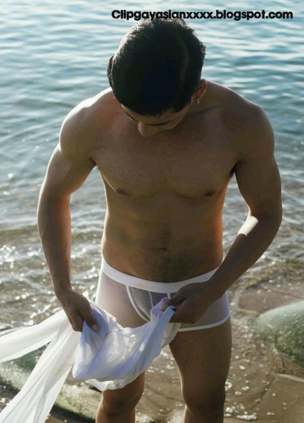 STRAIGHT-NO.05--FORD