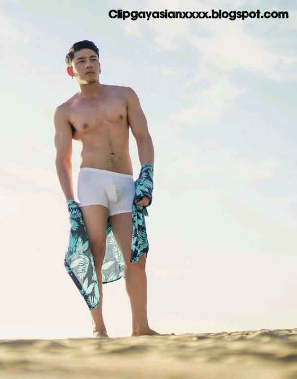 STRAIGHT-NO.05--FORD