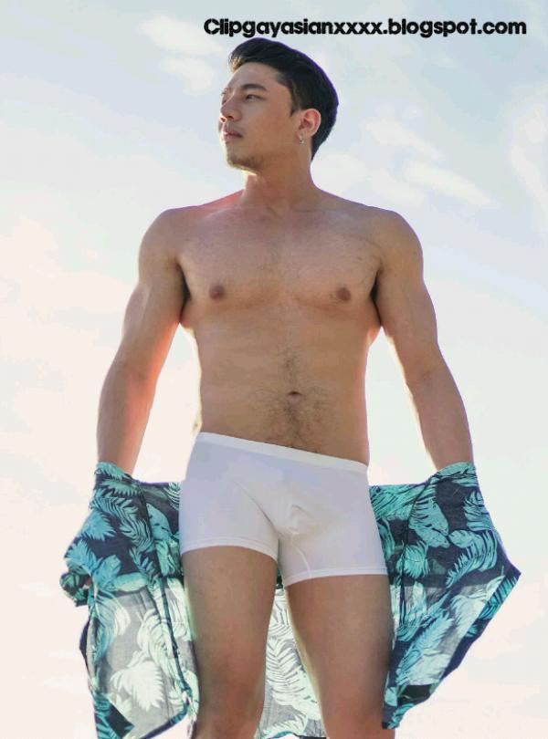 STRAIGHT-NO.05--FORD