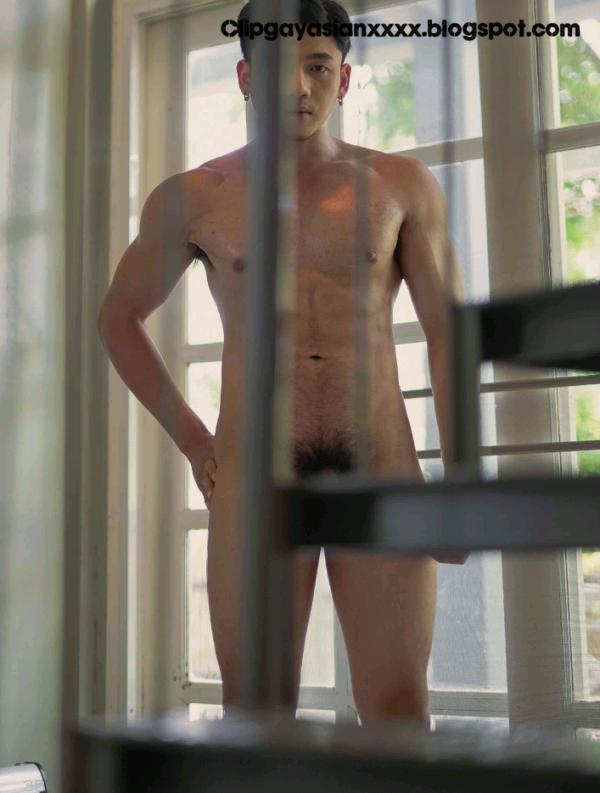 STRAIGHT-NO.05--FORD