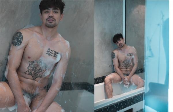 SeLf-01--Krairerk-Chuenwattanapong