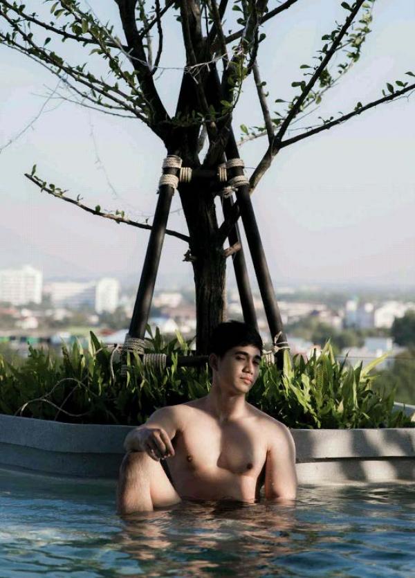 Soul-Issue-12--Pure-Peerawat