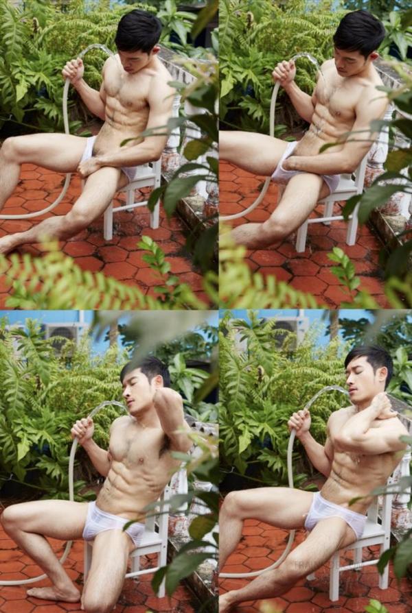 TXD-Magazine-Vol.5--Arthur-Awakening