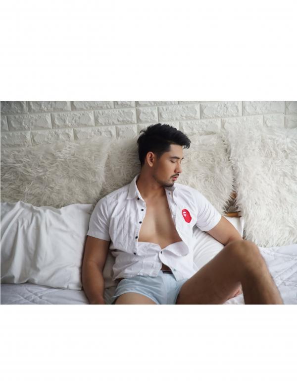 Touch-My-Body-01--Rome-Panupong