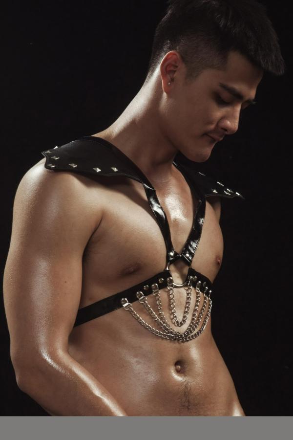 Toxxic-Issue1--Van-Thai--Ebook--Video-