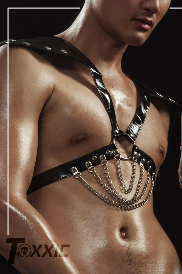 Toxxic-Issue1--Van-Thai--Ebook--Video-