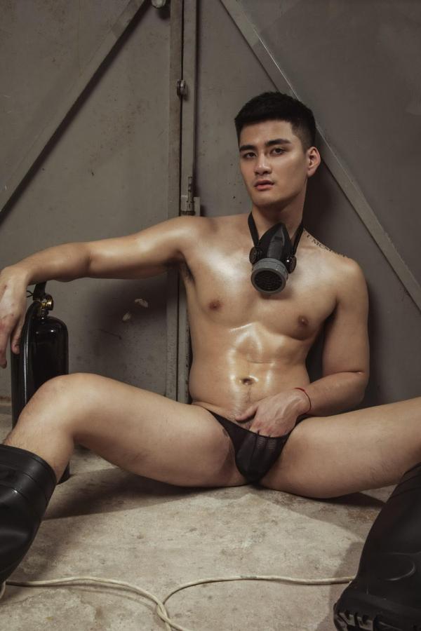 Toxxic-Issue1--Van-Thai--Ebook--Video-