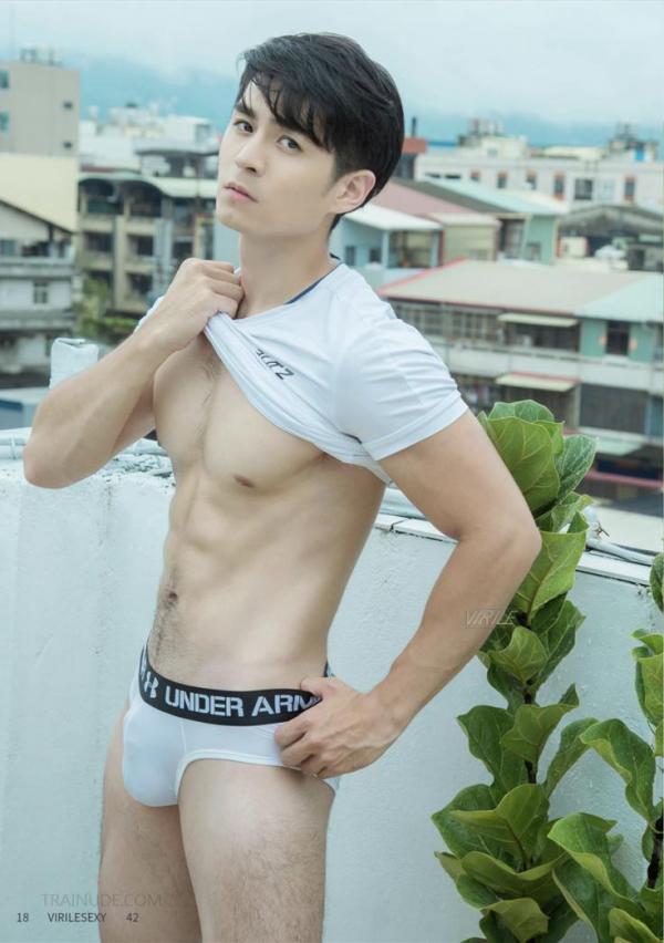 Virile-No.42-–-Nate-EbookVideo