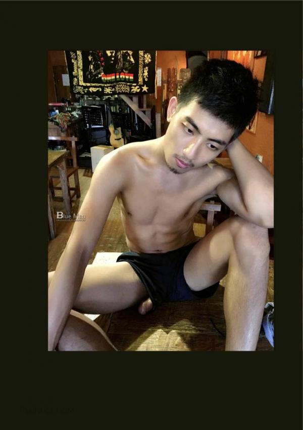 Whose-Man-No.32-EbookVideo