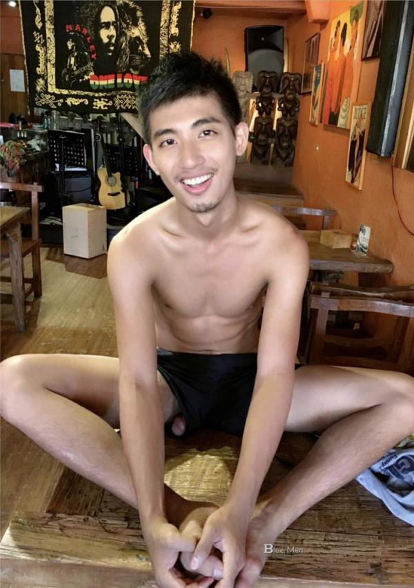 Whose-Man-No.32-EbookVideo