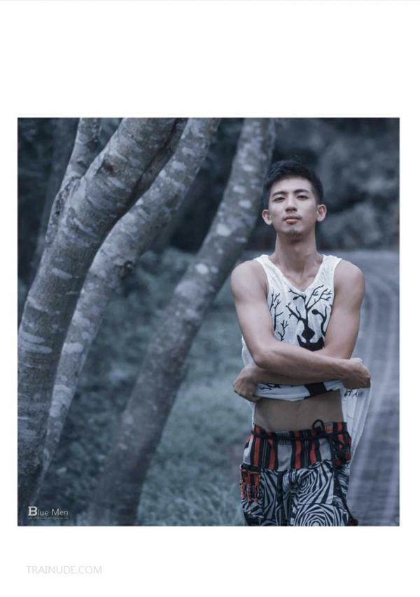 Whose-Man-No.32-EbookVideo