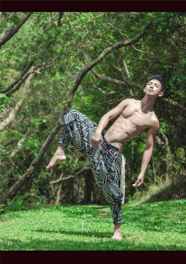 Whose-Man-No.32-EbookVideo