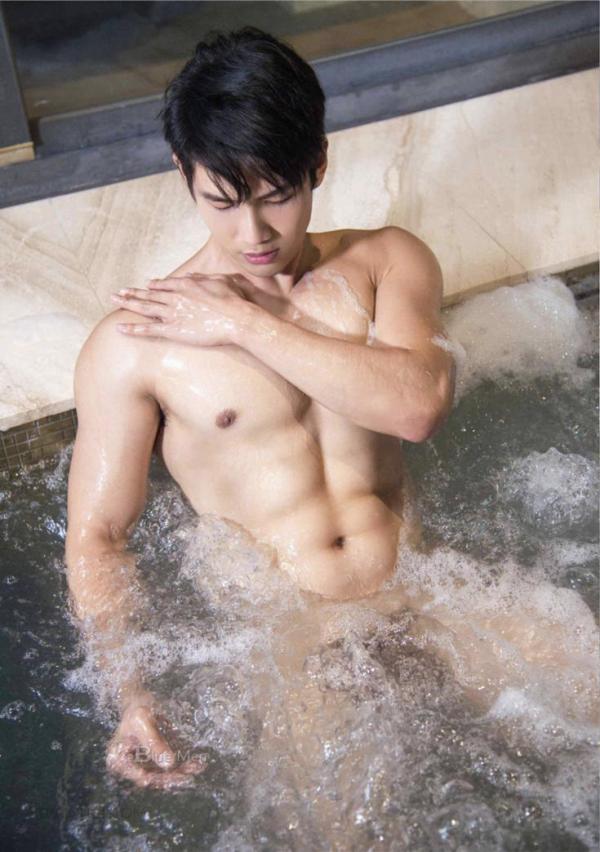 Whose-Man-No.79-–-Justin-EbookVideo