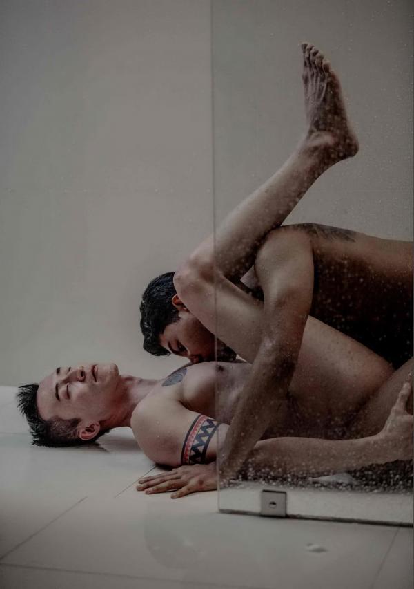 XROMANCE-2--Love-Actually