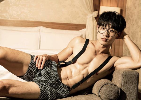 Yilianboy-–-Secret