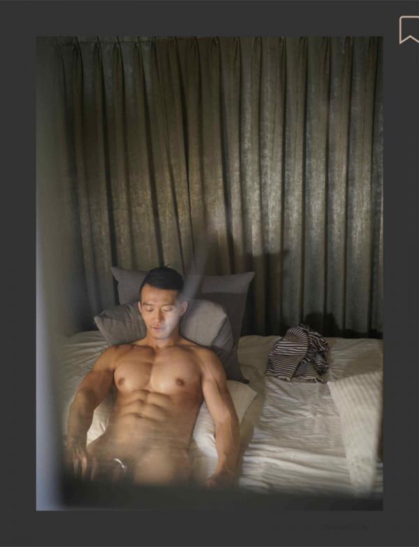 Youto-Chou-Photo-Book-Vol.01--Vol.02-芋頭個人寫真兩本組合西裝男的週五FUN-NIGHT--ART-BUFF健體文青