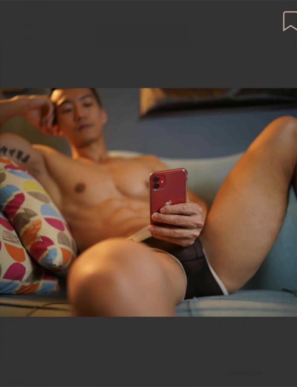 Youto-Chou-Photo-Book-Vol.01--Vol.02-芋頭個人寫真兩本組合西裝男的週五FUN-NIGHT--ART-BUFF健體文青