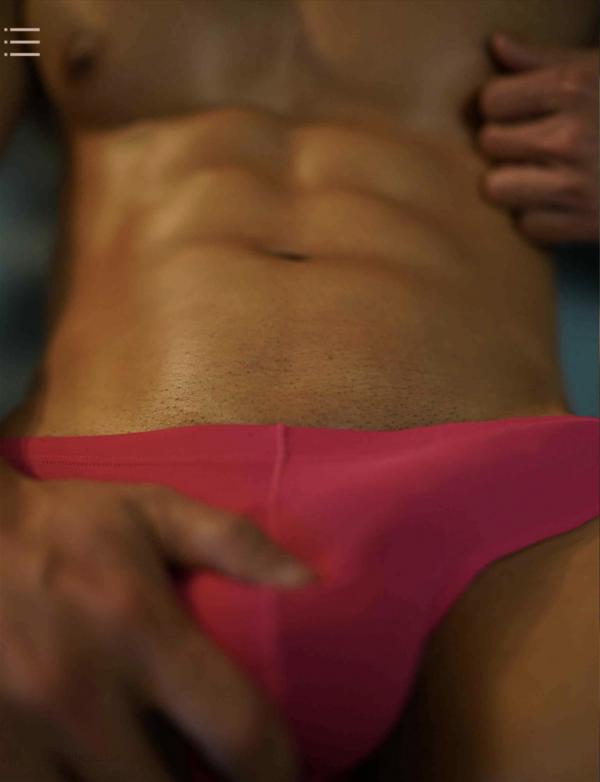 Youto-Chou-Photo-Book-Vol.01--Vol.02-芋頭個人寫真兩本組合西裝男的週五FUN-NIGHT--ART-BUFF健體文青