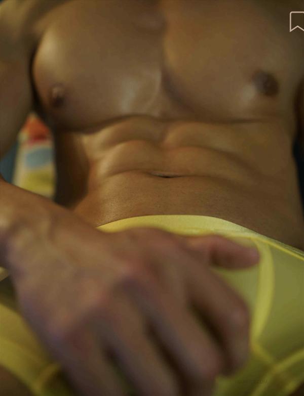 Youto-Chou-Photo-Book-Vol.01--Vol.02-芋頭個人寫真兩本組合西裝男的週五FUN-NIGHT--ART-BUFF健體文青