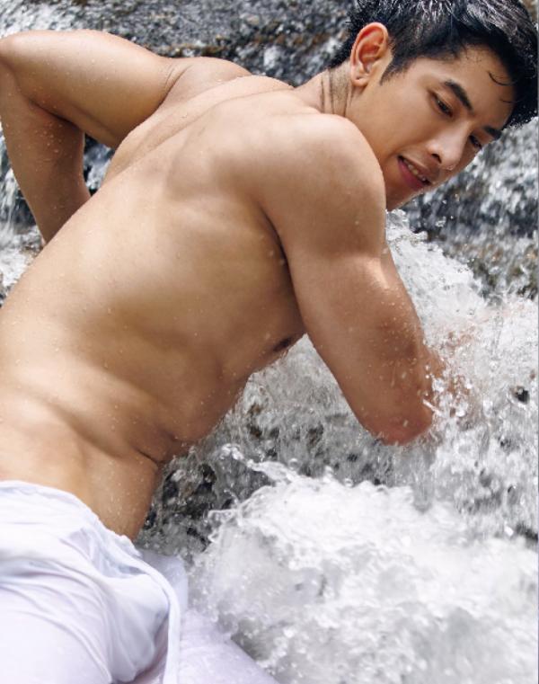 replay-homme-02--Phuwamet