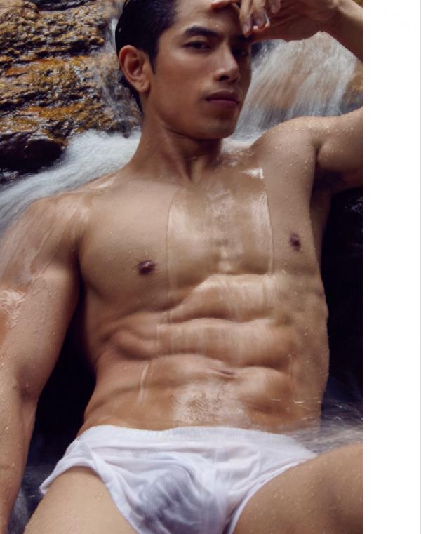 replay-homme-02--Phuwamet