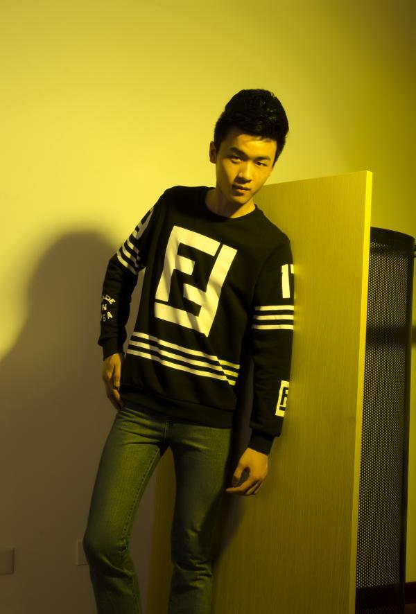 色模第二期耿彬