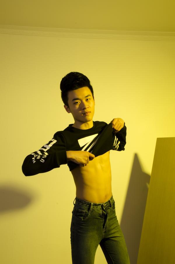 色模第二期耿彬