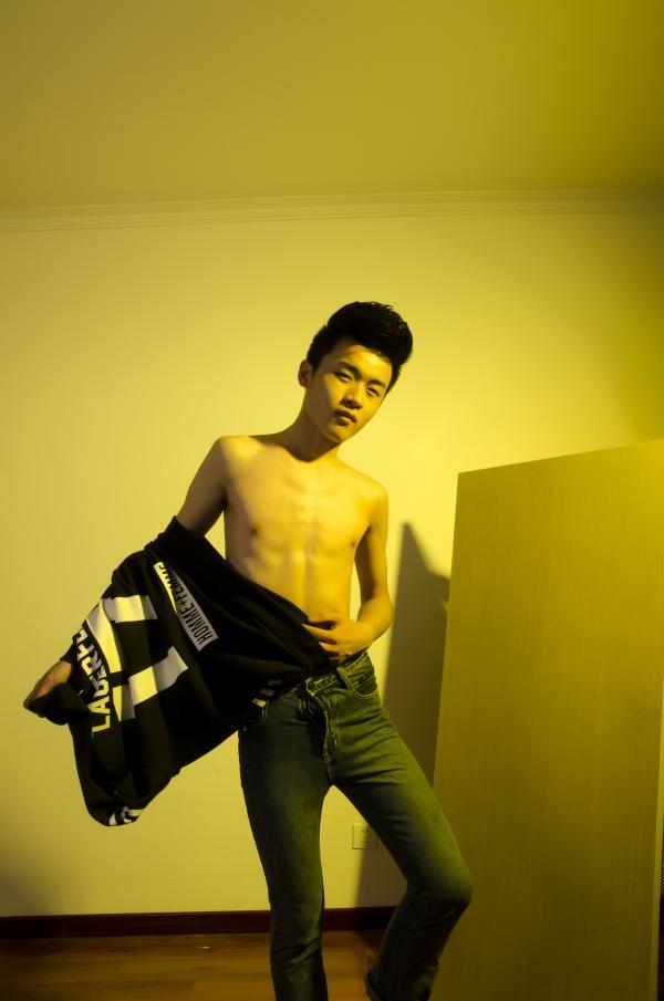 色模第二期耿彬