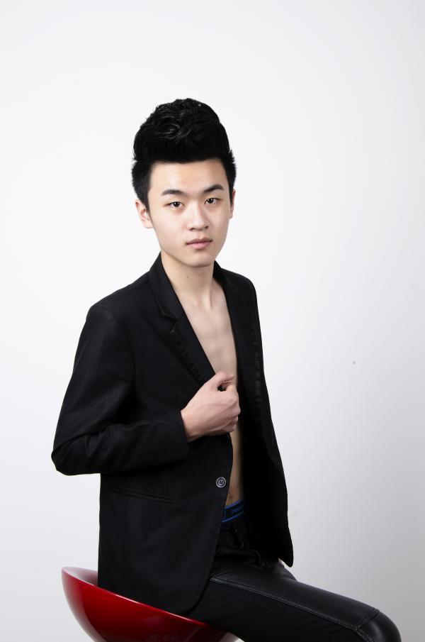 色模第二期耿彬