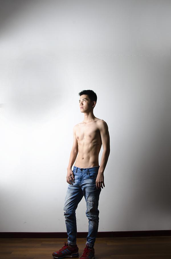 色模第八期吴漾