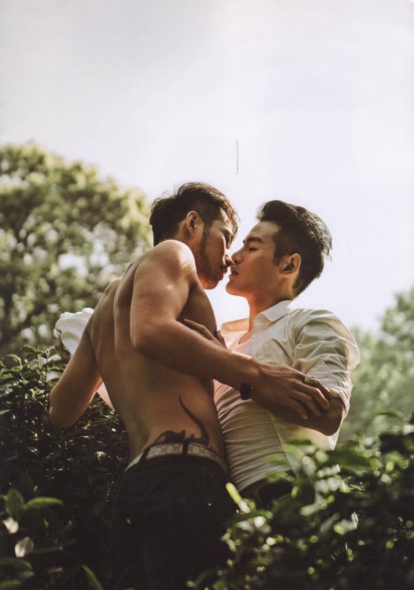 謝梓秋男性ヌード写真集「LOVE-Entanglement」-茶顏