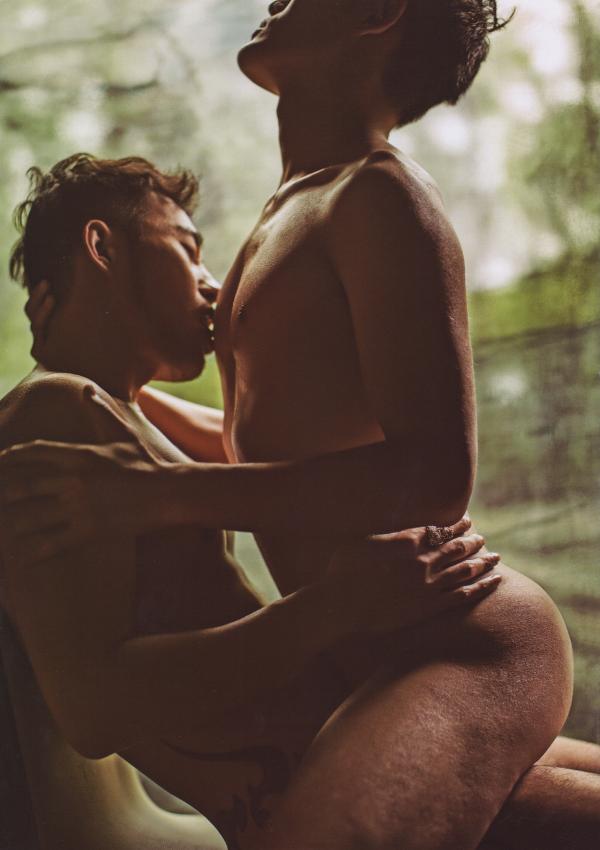 謝梓秋男性ヌード写真集「LOVE-Entanglement」-茶顏