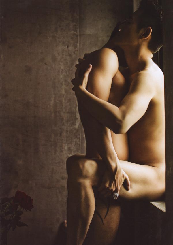 謝梓秋男性ヌード写真集「LOVE-Entanglement」-茶顏