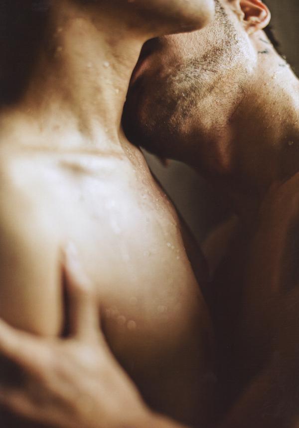 謝梓秋男性ヌード写真集「LOVE-Entanglement」-茶顏