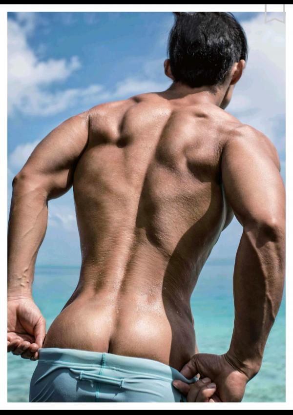 謝梓秋男性ヌード写真集「Naked-Osean」裸海之旅