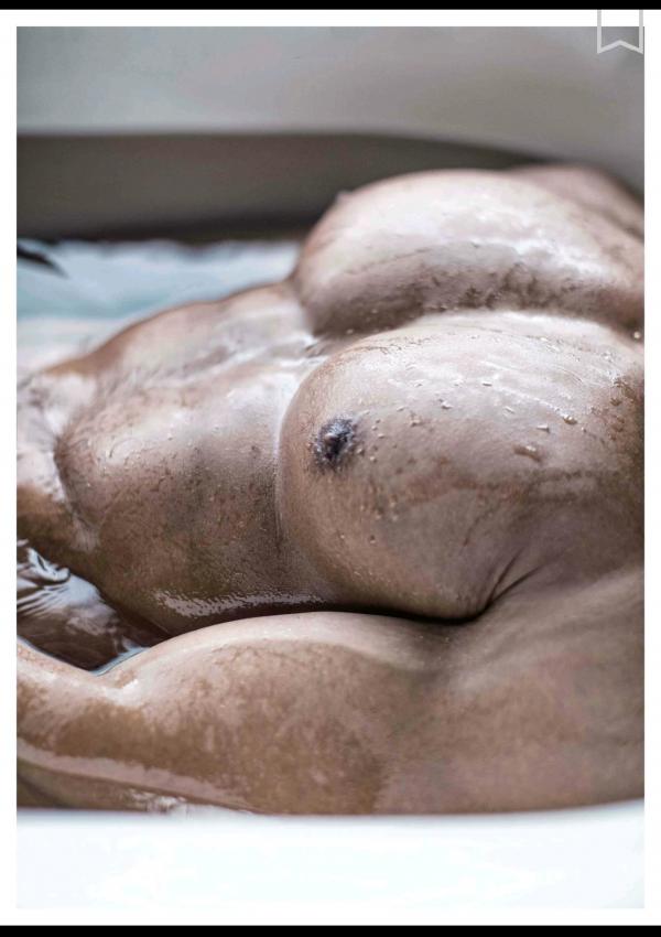 謝梓秋男性ヌード写真集「Naked-Osean」裸海之旅