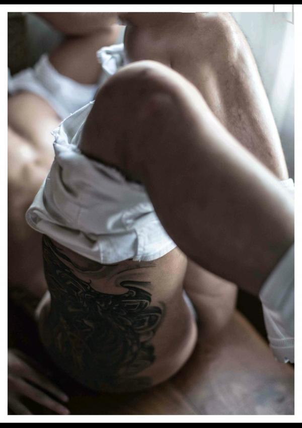 謝梓秋男性ヌード写真集「Naked-Osean」裸海之旅